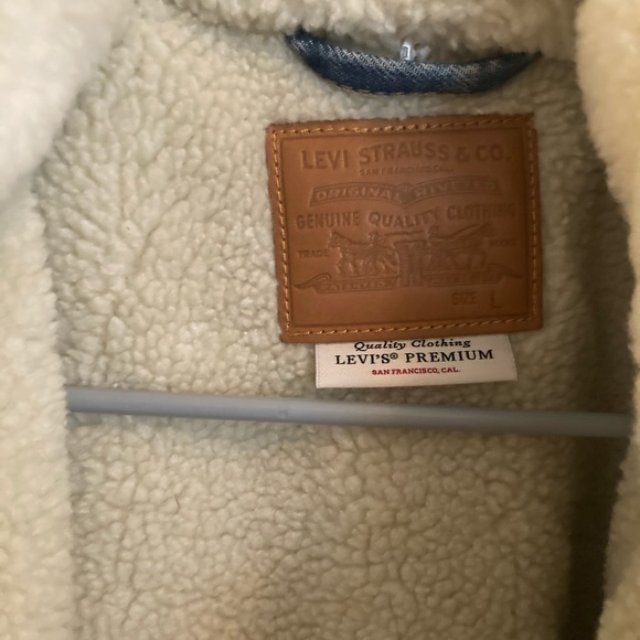 Size Large Levi jacket with wool lining - Picture 4 of 5